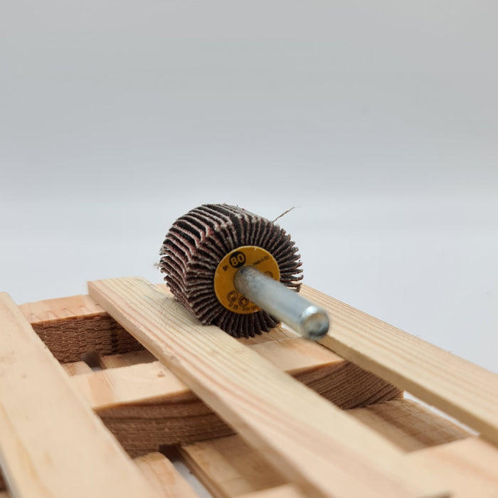 25 X 25 X 6 SHAFT MOUNTED FLAP WHEEL