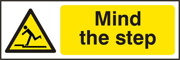 MIND THE STEP  SAV (PK5) 300MM X 100MM